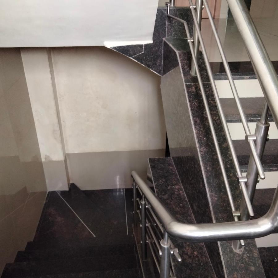 Hotel Everest Lodging Navi Mumbai Exterior foto