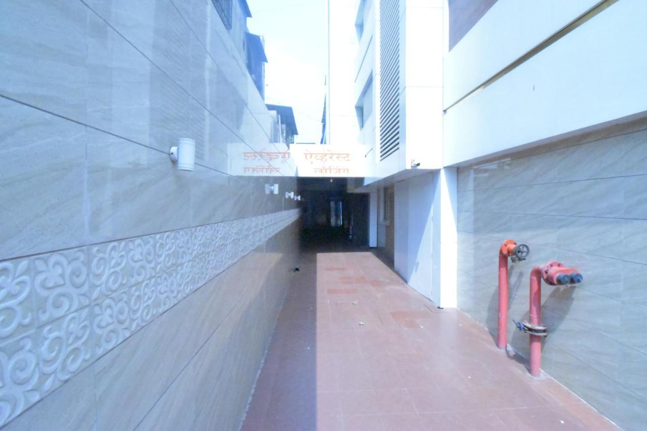 Hotel Everest Lodging Navi Mumbai Exterior foto